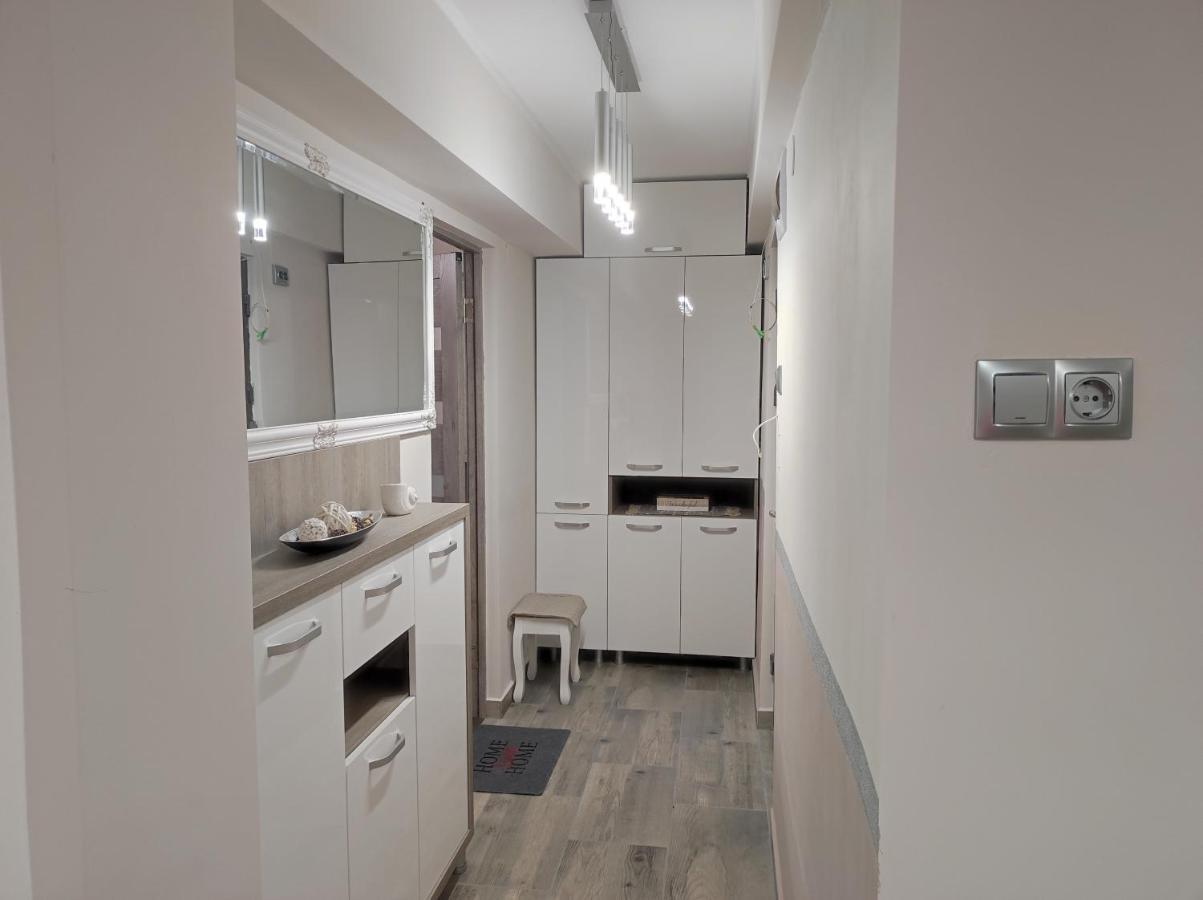 Midtown Apartment Oradea Zewnętrze zdjęcie